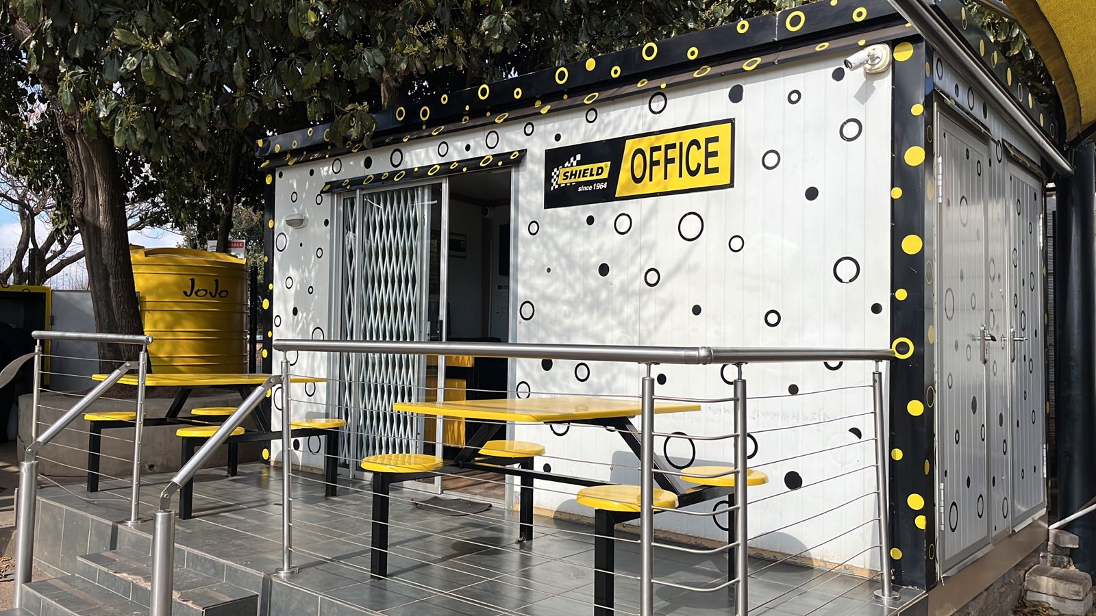 Own a Franchise with Shield Express Car Wash