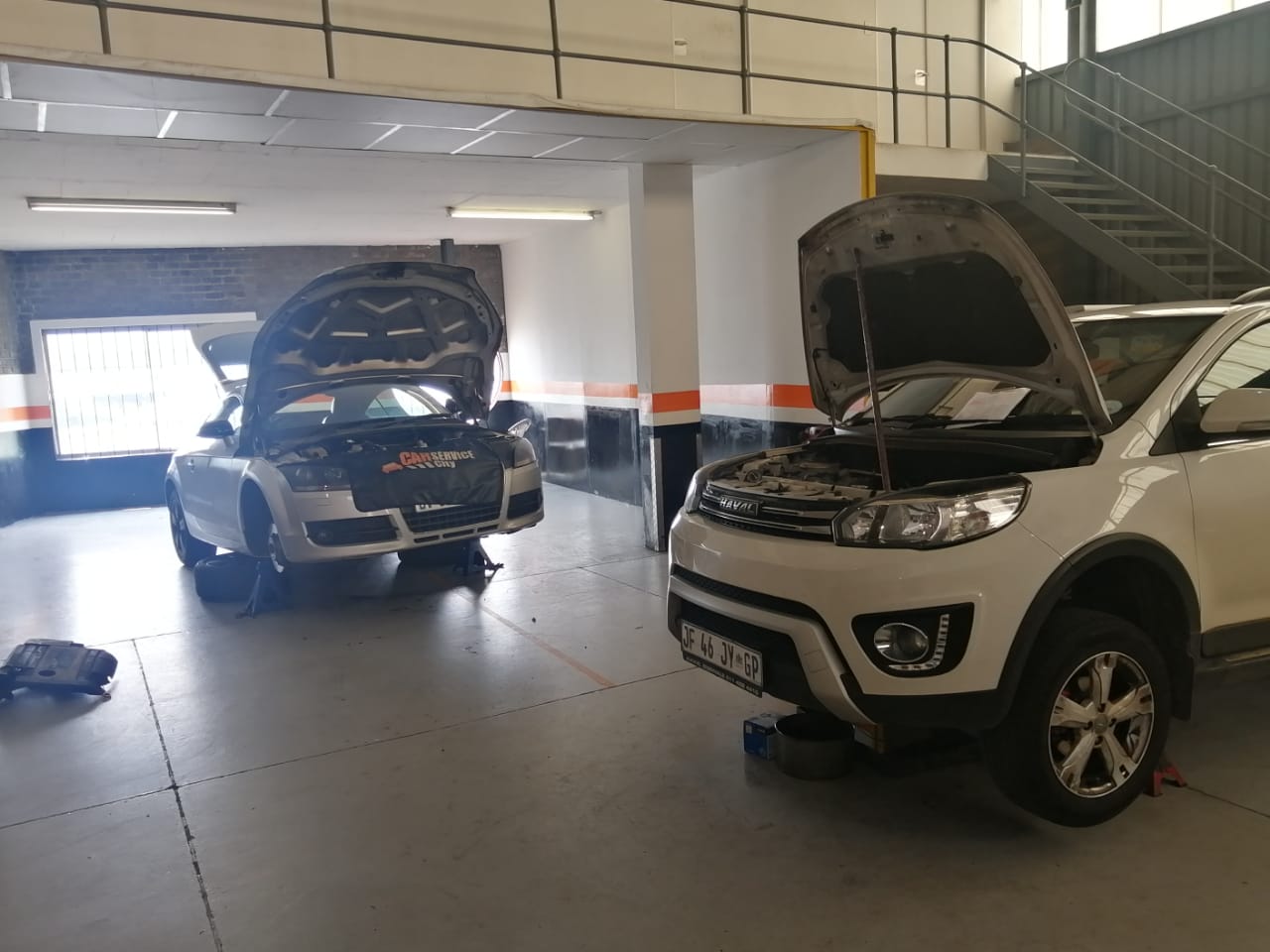 Franchise Automotive Service Workshop